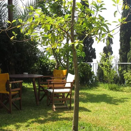 Miloni Lourdata (Kefalonia)